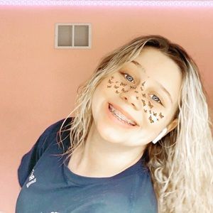 Meet your Posher, Ava